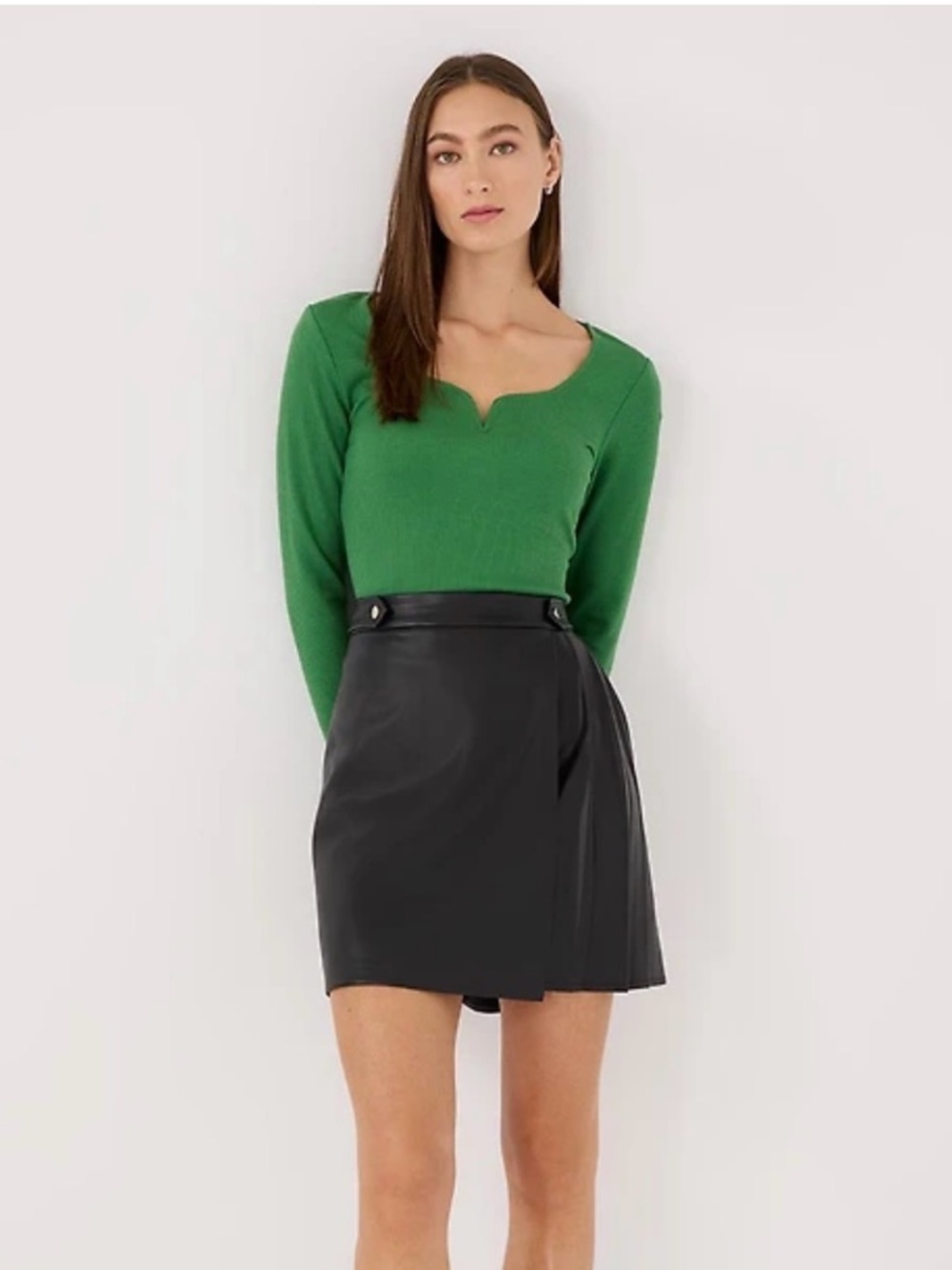 Suzy Shier Black Faux Leather Wrap Mini Skirt - BNWT size M
